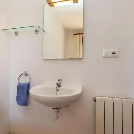 Maridor-7 By Interhome